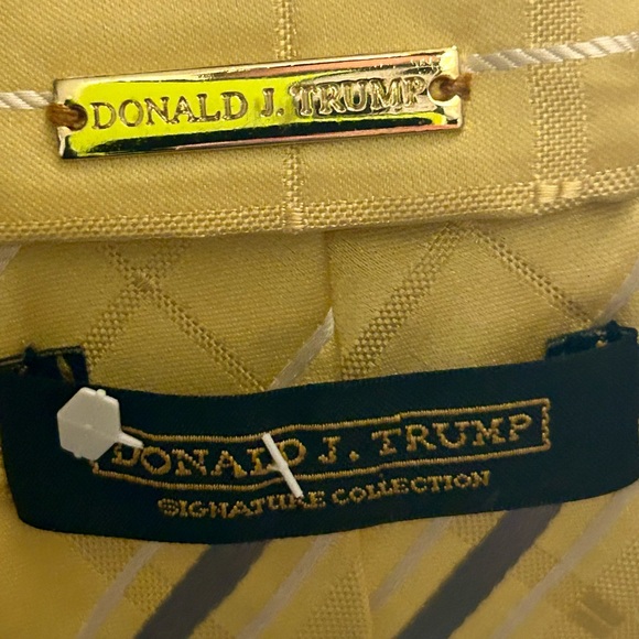 Donald Trump Signature Collection Necktie Silk - Picture 4 of 7
